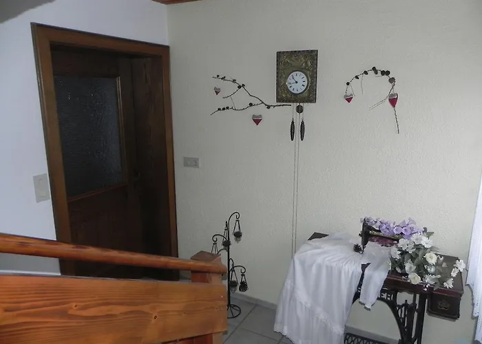 公寓 斯查兹度假屋 罗伊特